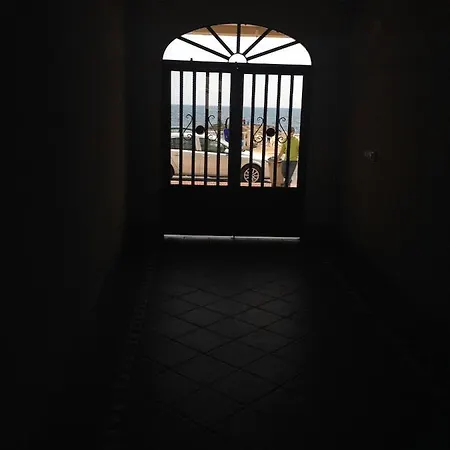 Palacio Del Mar Primera Linea De Playa Apartment Torrevieja